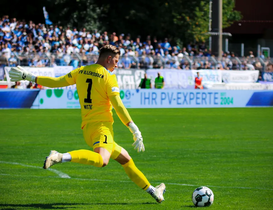 Spitzenspiel gegen die Würzburger Kickers