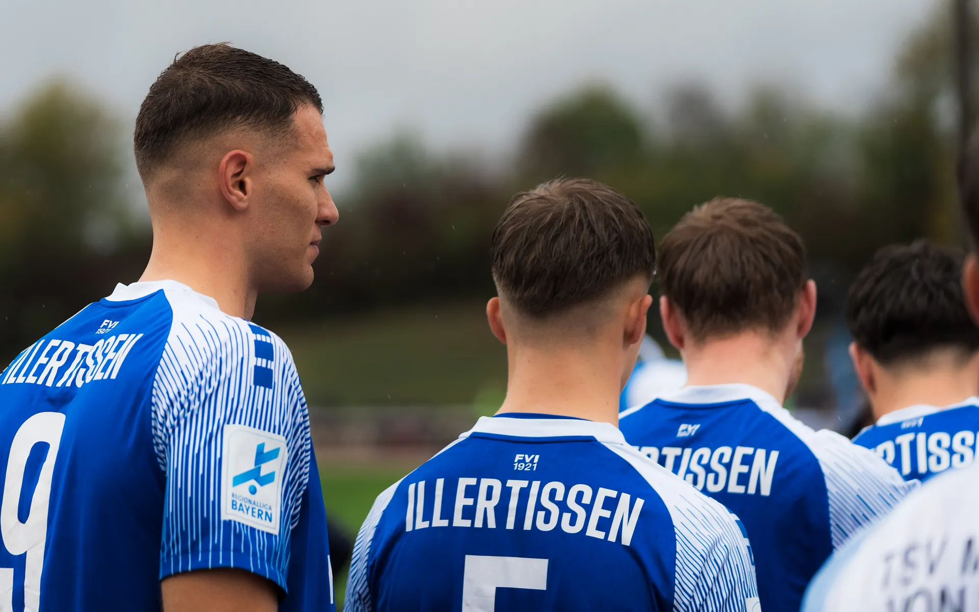 Flutlicht-Duell der Regionalliga Dinos