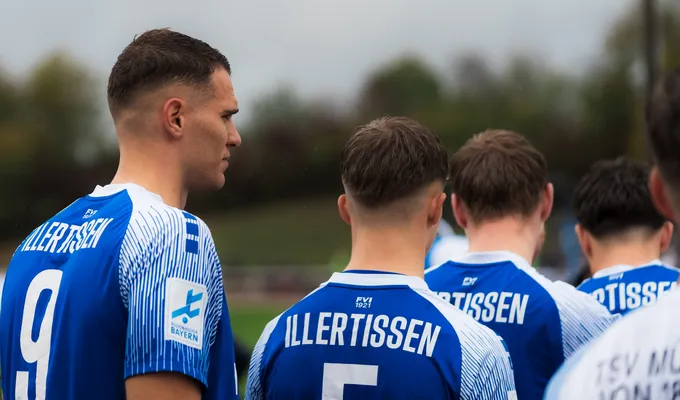 Flutlicht-Duell der Regionalliga Dinos
