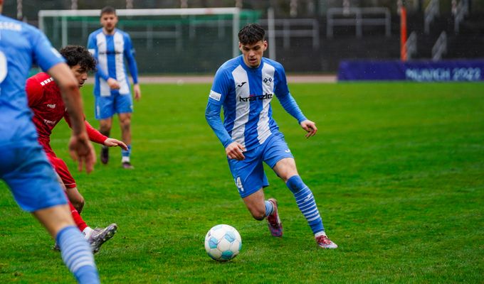 Uros Micic unterschreibt Vertrag für die Regionalliga